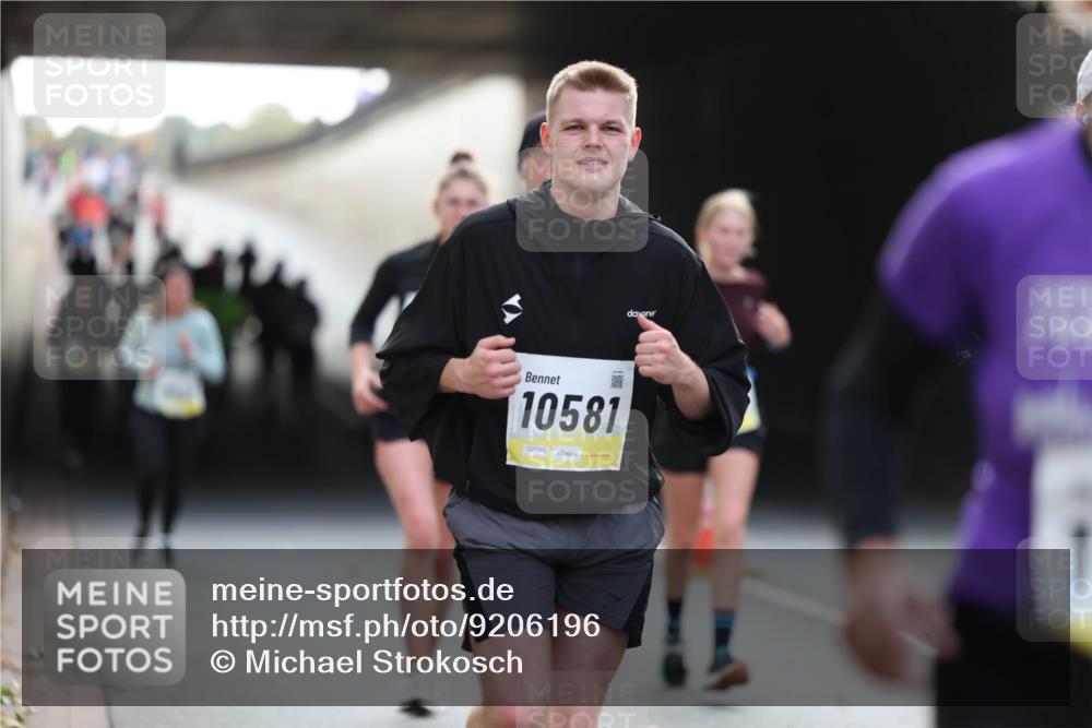 05.10.2025 - 20. swb-Marathon Bremen Michael Strokosch http://msf.ph/oto/9206196 05.10.2025 10:47:04 Laufen 10581, 02585 meine-sportfotos.de
