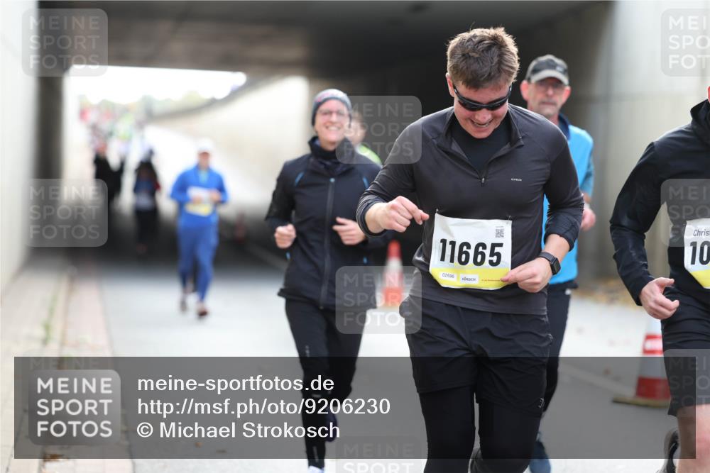 05.10.2025 - 20. swb-Marathon Bremen Michael Strokosch http://msf.ph/oto/9206230 05.10.2025 10:47:21 Laufen 11665, 02596, 10 meine-sportfotos.de