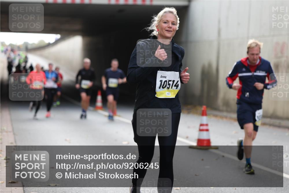 05.10.2025 - 20. swb-Marathon Bremen Michael Strokosch http://msf.ph/oto/9206245 05.10.2025 10:47:27 Laufen 10514 meine-sportfotos.de