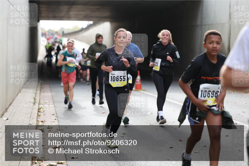 05.10.2025 - 20. swb-Marathon Bremen Michael Strokosch http://msf.ph/oto/9206320 05.10.2025 10:48:01 Laufen 10655, 3, 10696 meine-sportfotos.de