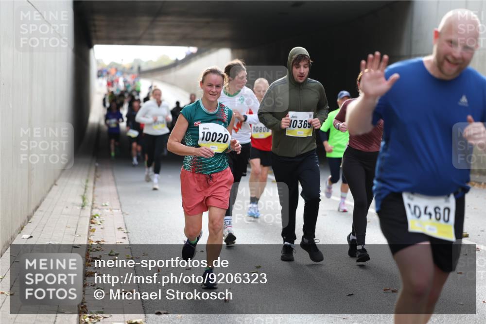 05.10.2025 - 20. swb-Marathon Bremen Michael Strokosch http://msf.ph/oto/9206323 05.10.2025 10:48:03 Laufen 10020, 1080, 10369, 10460 meine-sportfotos.de