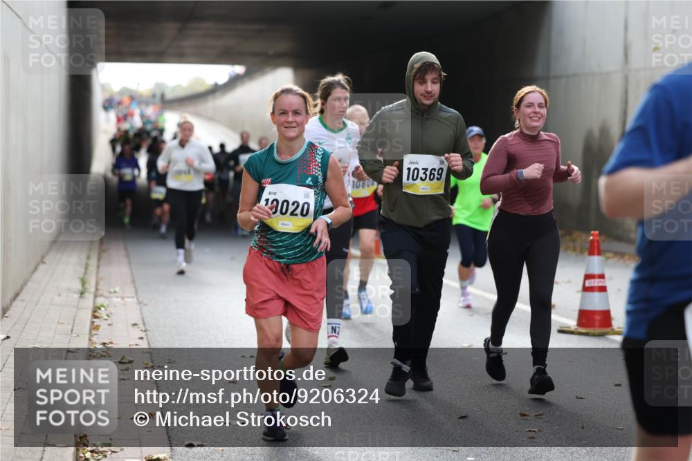 05.10.2025 - 20. swb-Marathon Bremen Michael Strokosch http://msf.ph/oto/9206324 05.10.2025 10:48:03 Laufen 19020, 2, 10369 meine-sportfotos.de