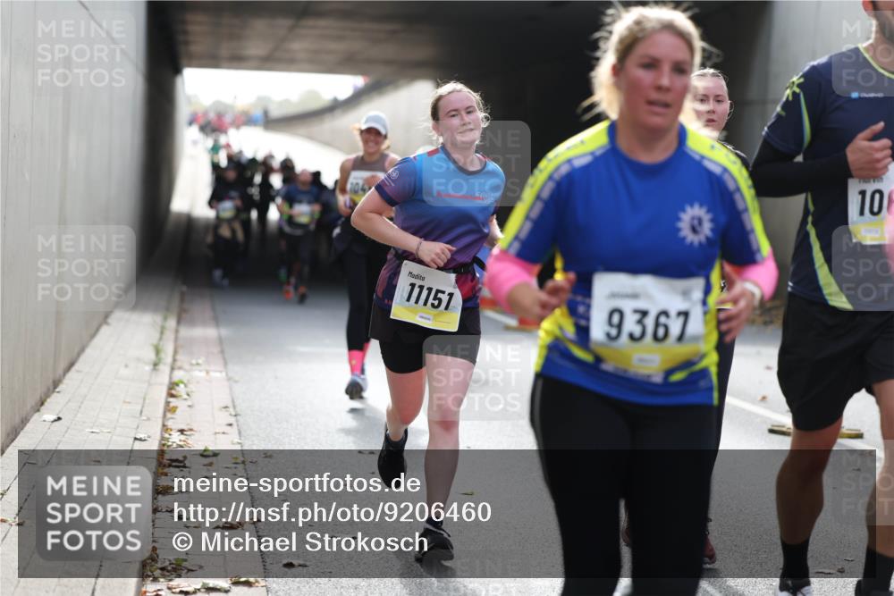05.10.2025 - 20. swb-Marathon Bremen Michael Strokosch http://msf.ph/oto/9206460 05.10.2025 10:49:04 Laufen 19, 026, 11151, 9367, 10 meine-sportfotos.de