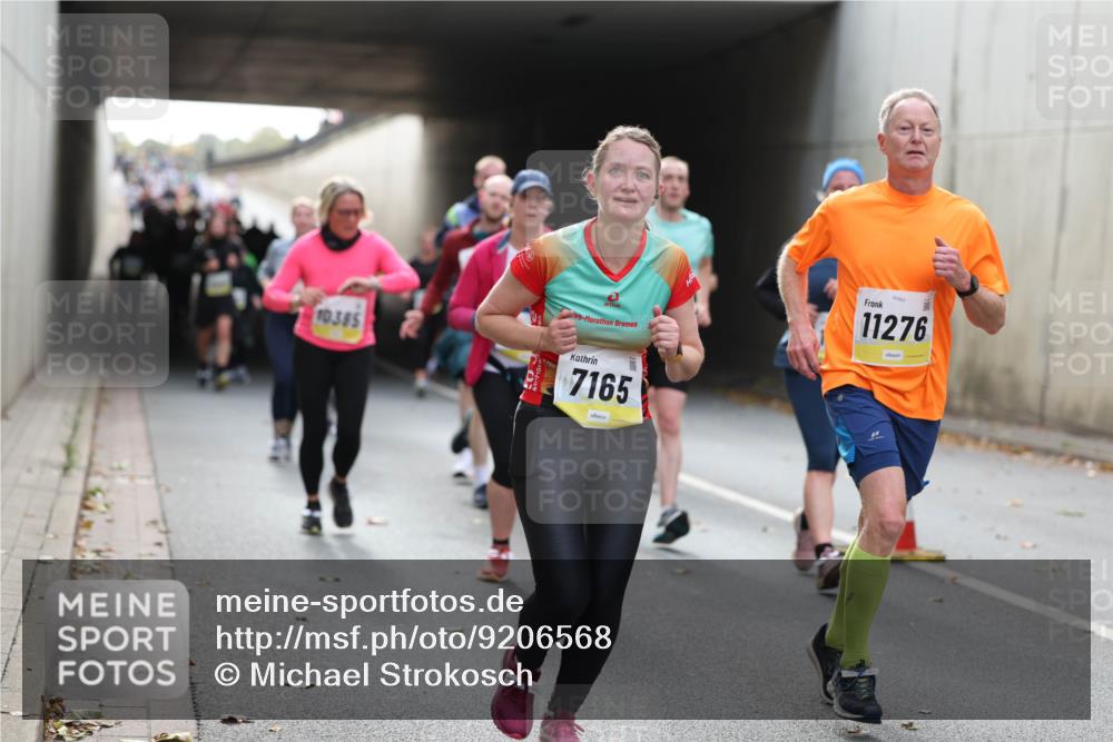 05.10.2025 - 20. swb-Marathon Bremen Michael Strokosch http://msf.ph/oto/9206568 05.10.2025 10:49:56 Laufen 10385, 7165, 02567, 11276 meine-sportfotos.de
