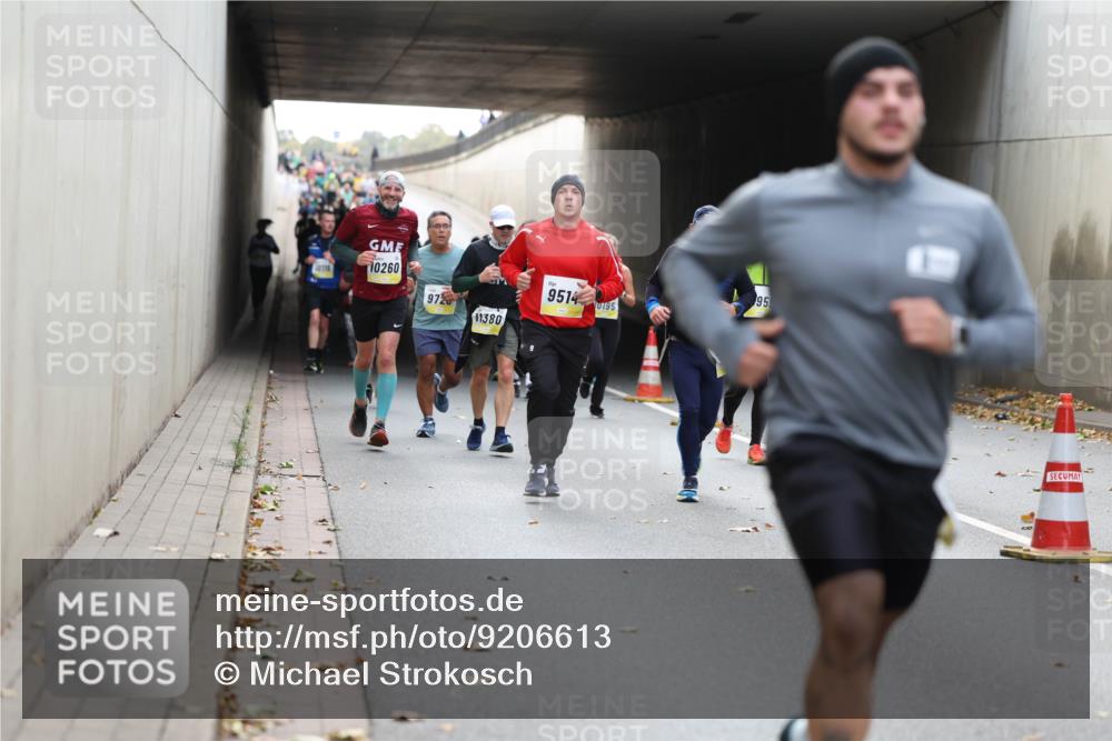 05.10.2025 - 20. swb-Marathon Bremen Michael Strokosch http://msf.ph/oto/9206613 05.10.2025 10:50:15 Laufen 10116, 10260, 95, 9514, 972, 0195, 11380 meine-sportfotos.de