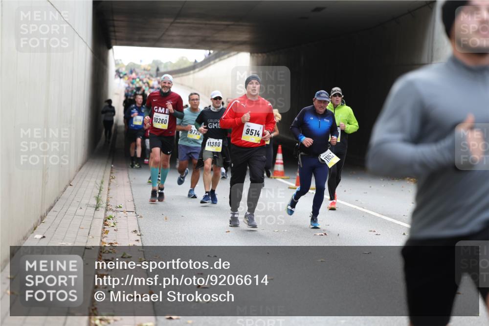 05.10.2025 - 20. swb-Marathon Bremen Michael Strokosch http://msf.ph/oto/9206614 05.10.2025 10:50:15 Laufen 10260, 9514, 9720, 11380 meine-sportfotos.de