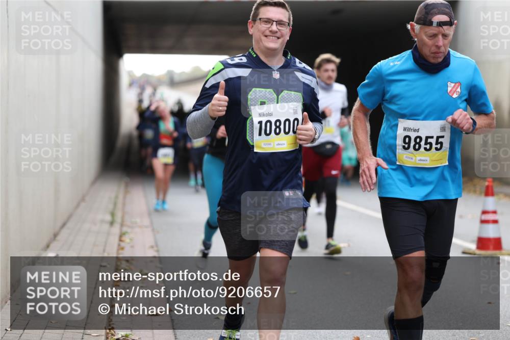 05.10.2025 - 20. swb-Marathon Bremen Michael Strokosch http://msf.ph/oto/9206657 05.10.2025 10:50:32 Laufen 10800, 02095, 9855, 02536 meine-sportfotos.de