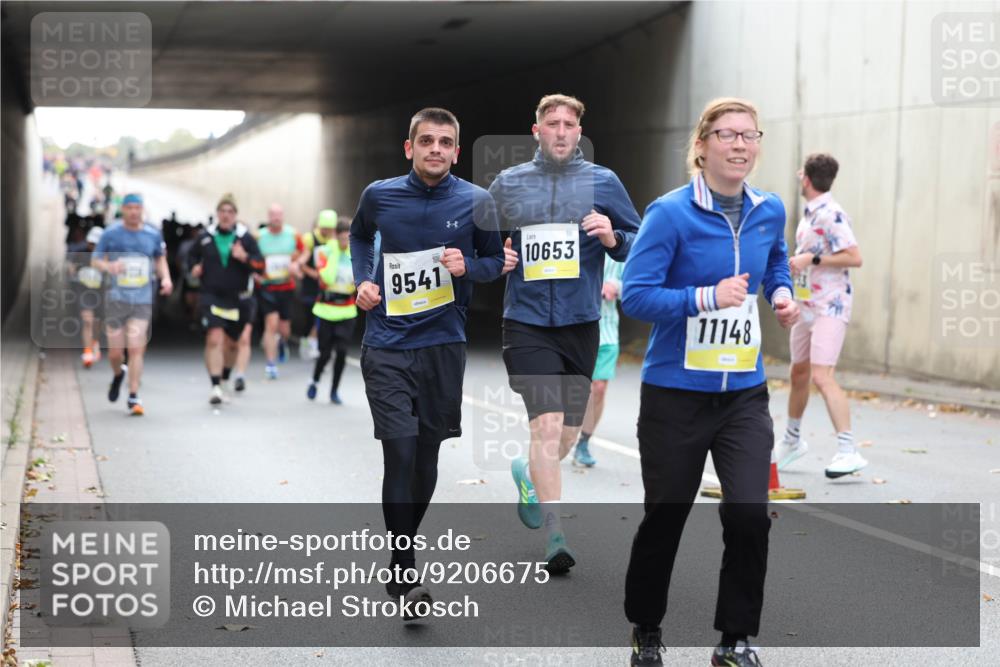 05.10.2025 - 20. swb-Marathon Bremen Michael Strokosch http://msf.ph/oto/9206675 05.10.2025 10:50:38 Laufen 9541, 10653, 11148 meine-sportfotos.de
