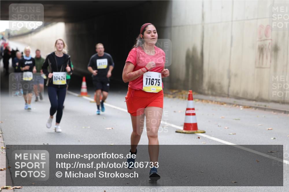 05.10.2025 - 20. swb-Marathon Bremen Michael Strokosch http://msf.ph/oto/9206733 05.10.2025 10:51:04 Laufen 10424, 11675 meine-sportfotos.de