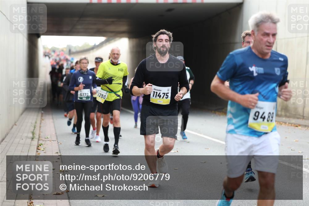 05.10.2025 - 20. swb-Marathon Bremen Michael Strokosch http://msf.ph/oto/9206779 05.10.2025 10:51:26 Laufen 5172, 260, 11475, 9489 meine-sportfotos.de