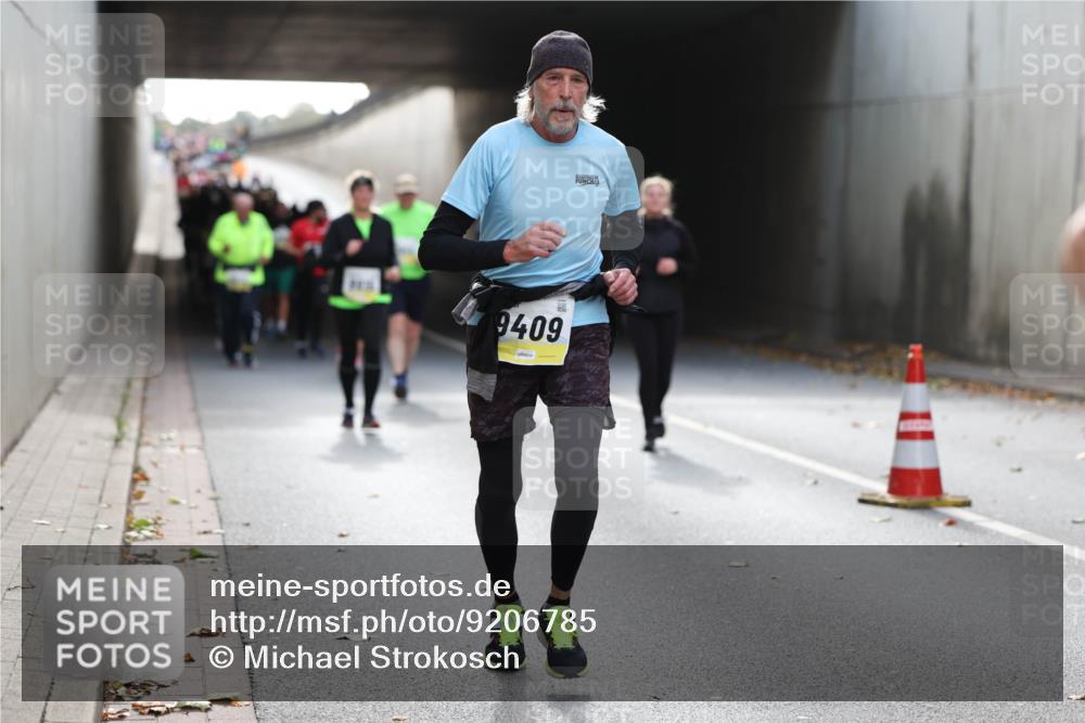 05.10.2025 - 20. swb-Marathon Bremen Michael Strokosch http://msf.ph/oto/9206785 05.10.2025 10:58:14 Laufen 2115, 9409 meine-sportfotos.de
