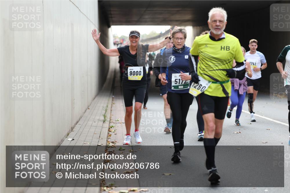 05.10.2025 - 20. swb-Marathon Bremen Michael Strokosch http://msf.ph/oto/9206786 05.10.2025 10:51:28 Laufen 9000, 517260, 1741 meine-sportfotos.de