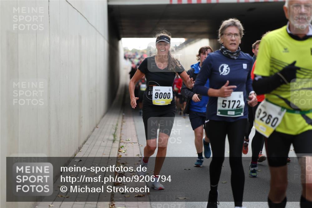 05.10.2025 - 20. swb-Marathon Bremen Michael Strokosch http://msf.ph/oto/9206794 05.10.2025 10:51:29 Laufen 9000, 5172, 3260 meine-sportfotos.de