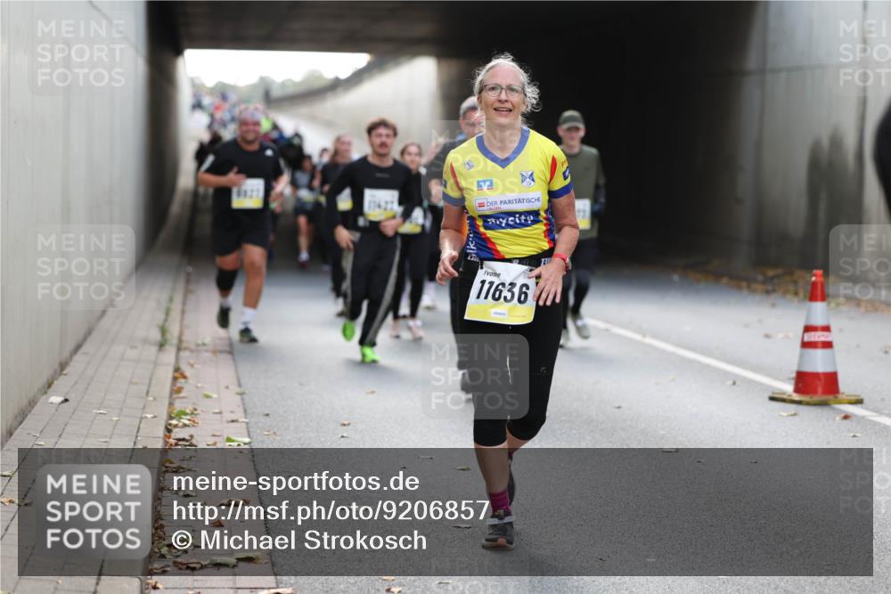 05.10.2025 - 20. swb-Marathon Bremen Michael Strokosch http://msf.ph/oto/9206857 05.10.2025 10:58:28 Laufen 11636, 73 meine-sportfotos.de