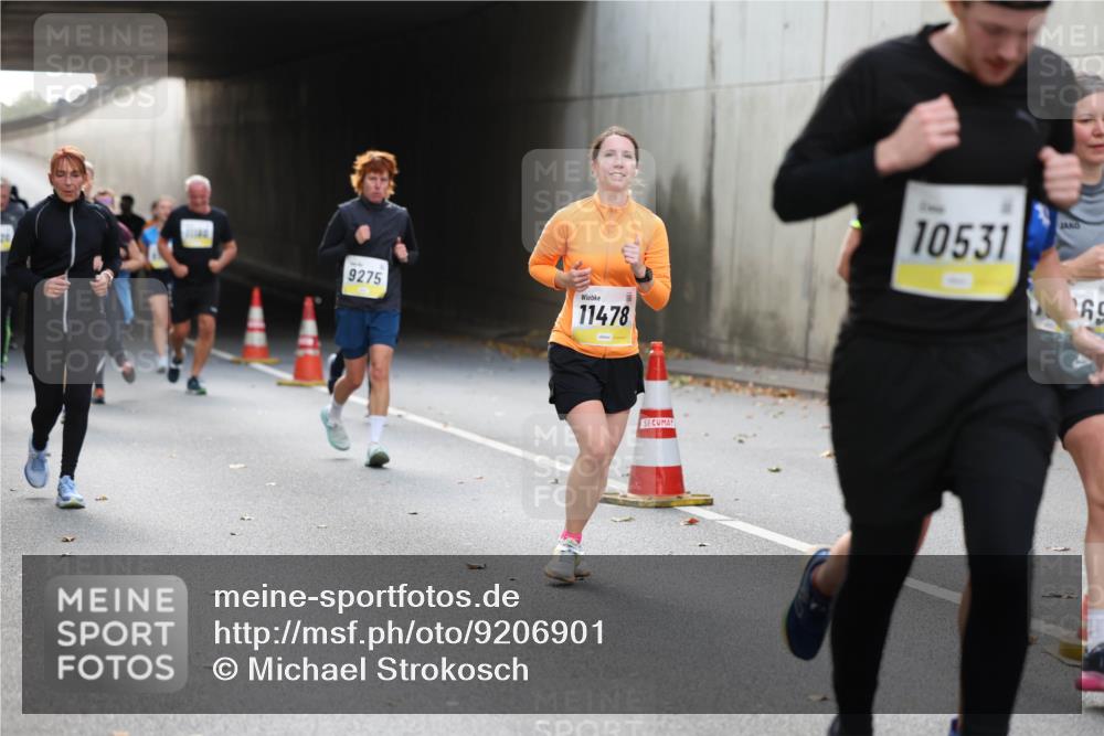 05.10.2025 - 20. swb-Marathon Bremen Michael Strokosch http://msf.ph/oto/9206901 05.10.2025 10:58:38 Laufen 9275, 11478, 10531, 69 meine-sportfotos.de