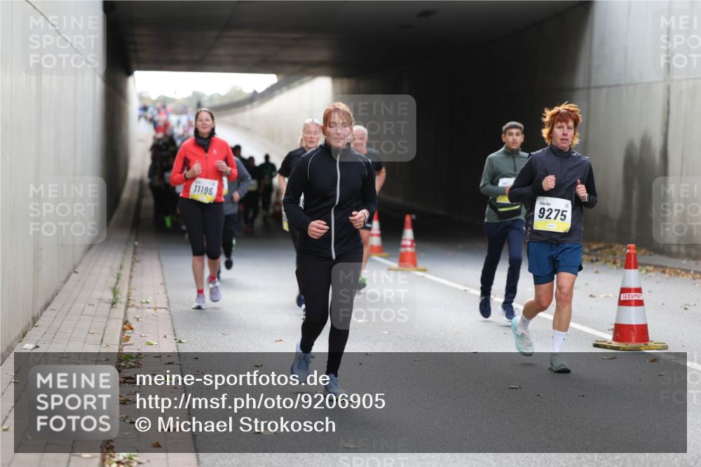 05.10.2025 - 20. swb-Marathon Bremen Michael Strokosch http://msf.ph/oto/9206905 05.10.2025 10:58:40 Laufen 11196, 9275 meine-sportfotos.de