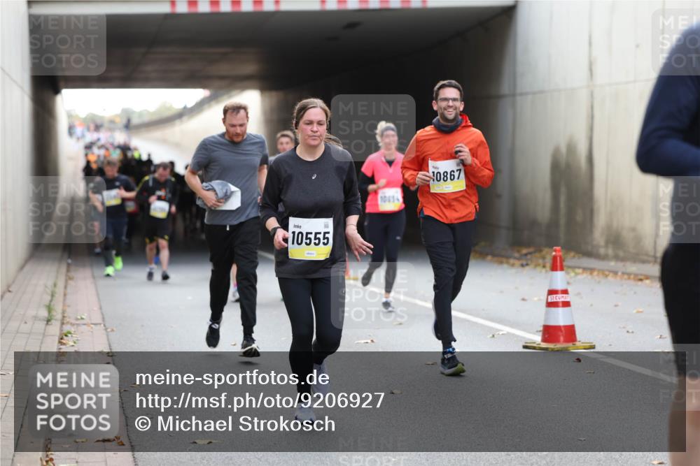 05.10.2025 - 20. swb-Marathon Bremen Michael Strokosch http://msf.ph/oto/9206927 05.10.2025 10:52:12 Laufen 10555, 10456, 10867 meine-sportfotos.de