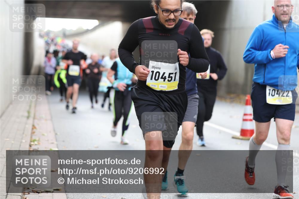 05.10.2025 - 20. swb-Marathon Bremen Michael Strokosch http://msf.ph/oto/9206992 05.10.2025 10:58:57 Laufen 10451, 02382, 10422 meine-sportfotos.de