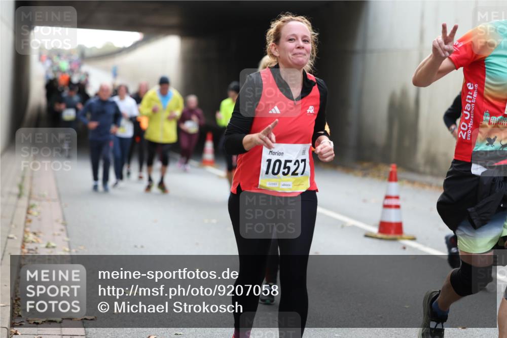 05.10.2025 - 20. swb-Marathon Bremen Michael Strokosch http://msf.ph/oto/9207058 05.10.2025 10:52:39 Laufen 10521, 20 meine-sportfotos.de