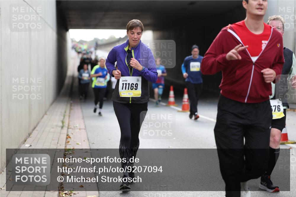 05.10.2025 - 20. swb-Marathon Bremen Michael Strokosch http://msf.ph/oto/9207094 05.10.2025 10:59:19 Laufen 11169, 76 meine-sportfotos.de