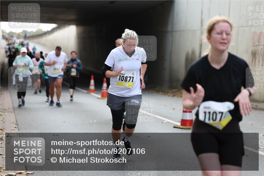 05.10.2025 - 20. swb-Marathon Bremen Michael Strokosch http://msf.ph/oto/9207106 05.10.2025 10:52:51 Laufen 8, 10871, 1107, 00 meine-sportfotos.de