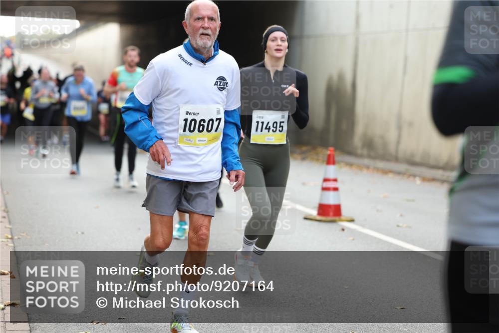05.10.2025 - 20. swb-Marathon Bremen Michael Strokosch http://msf.ph/oto/9207164 05.10.2025 10:53:03 Laufen 10607, 02452, 11495 meine-sportfotos.de