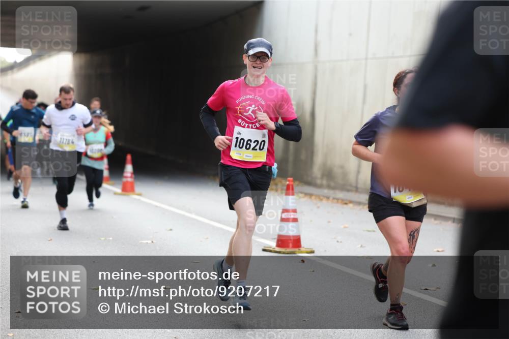 05.10.2025 - 20. swb-Marathon Bremen Michael Strokosch http://msf.ph/oto/9207217 05.10.2025 10:53:13 Laufen 10620, 02256 meine-sportfotos.de