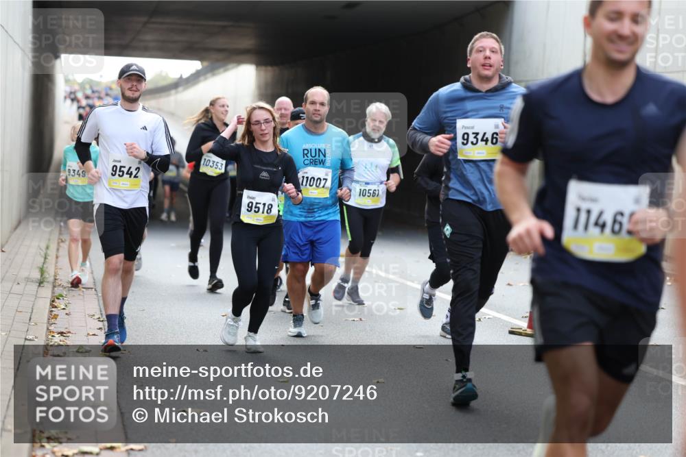 05.10.2025 - 20. swb-Marathon Bremen Michael Strokosch http://msf.ph/oto/9207246 05.10.2025 10:53:19 Laufen 9349, 9542, 10353, 9518, 11007, 1056, 9346, 11462 meine-sportfotos.de
