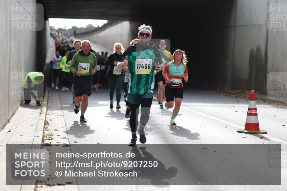 05.10.2025 - 20. swb-Marathon Bremen Michael Strokosch http://msf.ph/oto/9207250 05.10.2025 10:59:59 Laufen 10462, 11485, 11468, 1000 meine-sportfotos.de