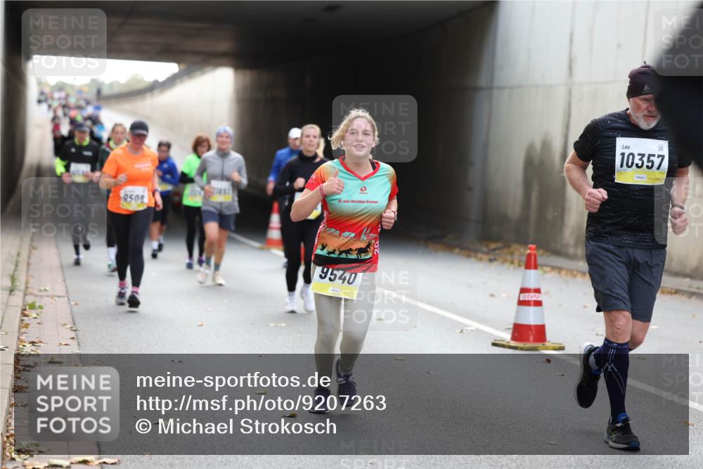 05.10.2025 - 20. swb-Marathon Bremen Michael Strokosch http://msf.ph/oto/9207263 05.10.2025 10:53:25 Laufen 9508, 20, 9540, 10357 meine-sportfotos.de