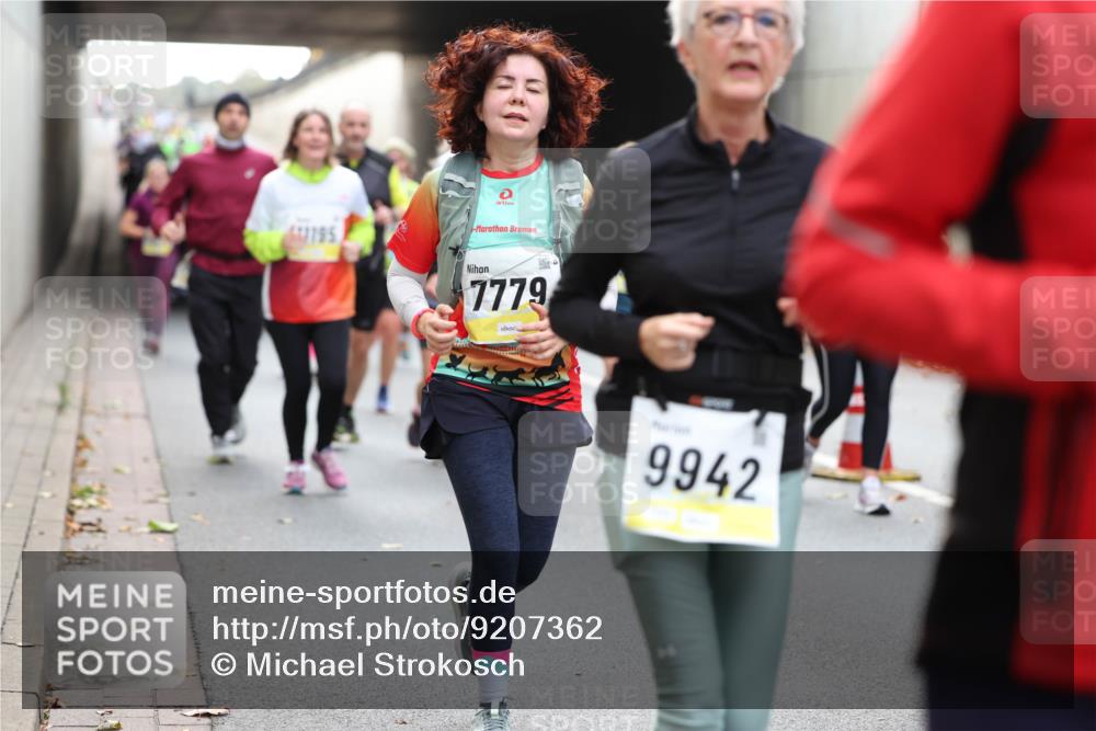 05.10.2025 - 20. swb-Marathon Bremen Michael Strokosch http://msf.ph/oto/9207362 05.10.2025 11:00:27 Laufen 611195, 7779, 9942 meine-sportfotos.de