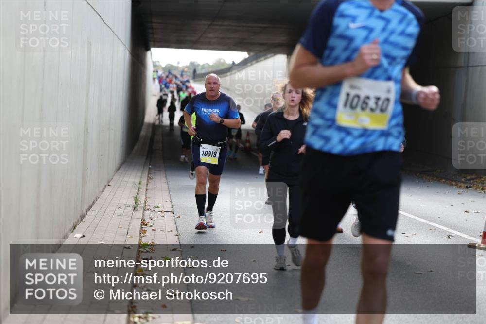 05.10.2025 - 20. swb-Marathon Bremen Michael Strokosch http://msf.ph/oto/9207695 05.10.2025 10:54:54 Laufen 10919, 10630 meine-sportfotos.de