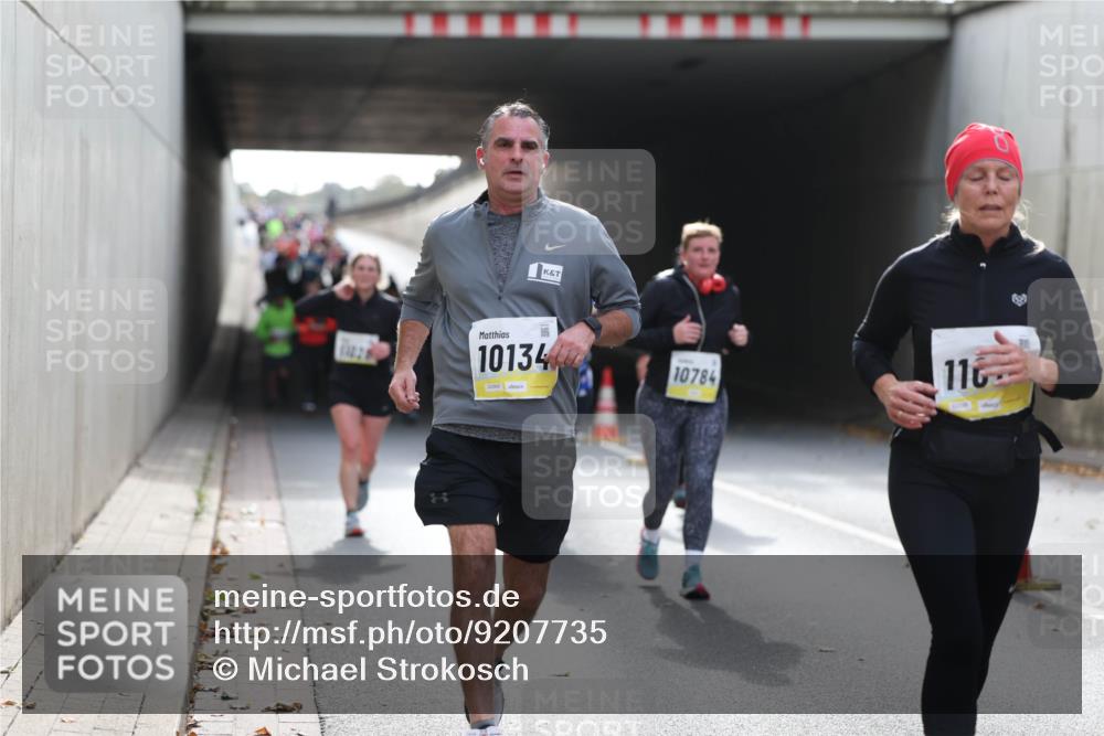 05.10.2025 - 20. swb-Marathon Bremen Michael Strokosch http://msf.ph/oto/9207735 05.10.2025 11:02:03 Laufen 10134, 10784, 116 meine-sportfotos.de