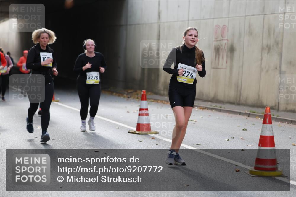 05.10.2025 - 20. swb-Marathon Bremen Michael Strokosch http://msf.ph/oto/9207772 05.10.2025 11:02:11 Laufen 10, 9276, 274, 00 meine-sportfotos.de