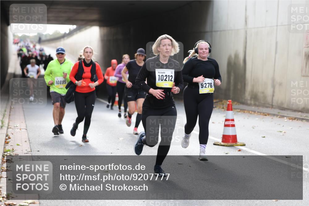 05.10.2025 - 20. swb-Marathon Bremen Michael Strokosch http://msf.ph/oto/9207777 05.10.2025 11:02:12 Laufen 10885, 10212, 9276 meine-sportfotos.de
