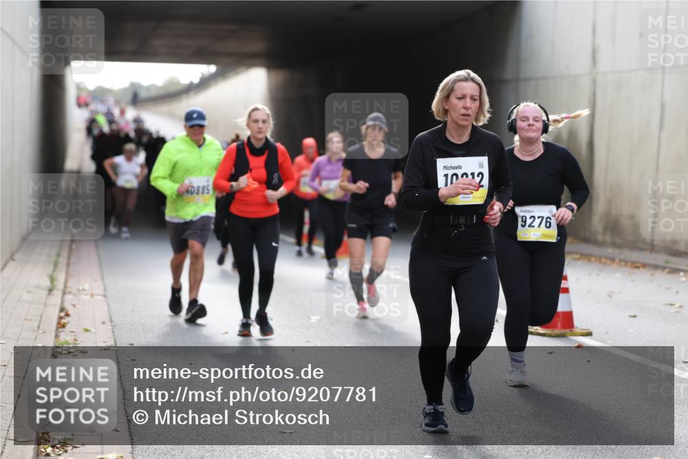 05.10.2025 - 20. swb-Marathon Bremen Michael Strokosch http://msf.ph/oto/9207781 05.10.2025 11:02:13 Laufen 0885, 10012, 9276 meine-sportfotos.de
