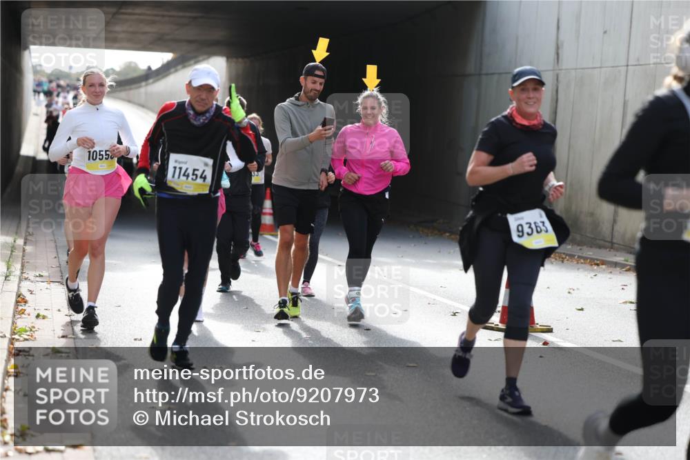05.10.2025 - 20. swb-Marathon Bremen Michael Strokosch http://msf.ph/oto/9207973 05.10.2025 10:56:03 Laufen 1055, 11454, 9363 meine-sportfotos.de