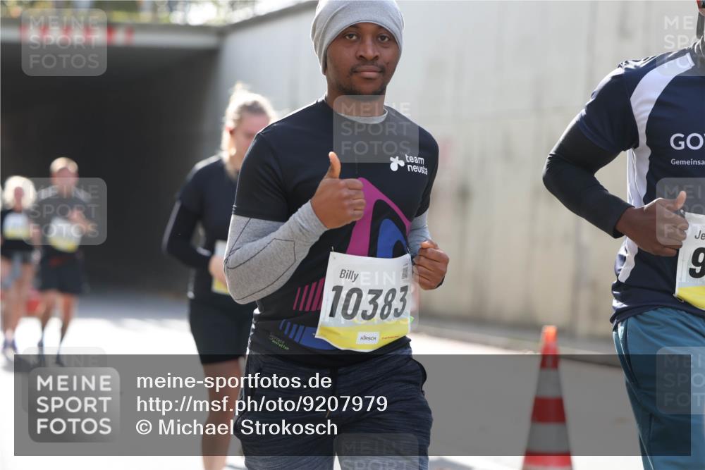 05.10.2025 - 20. swb-Marathon Bremen Michael Strokosch http://msf.ph/oto/9207979 05.10.2025 11:02:56 Laufen 10383, 9 meine-sportfotos.de
