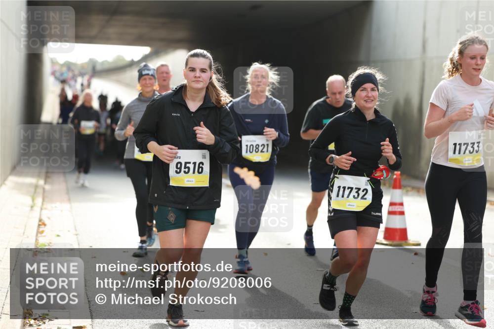 05.10.2025 - 20. swb-Marathon Bremen Michael Strokosch http://msf.ph/oto/9208006 05.10.2025 10:56:08 Laufen 9516, 10821, 11732, 11733 meine-sportfotos.de