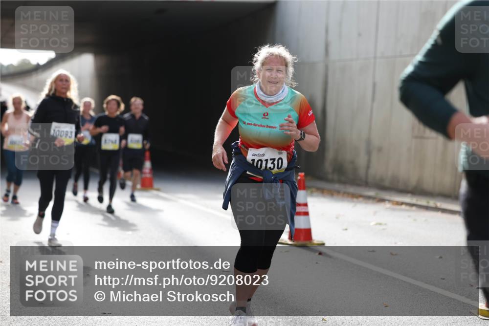 05.10.2025 - 20. swb-Marathon Bremen Michael Strokosch http://msf.ph/oto/9208023 05.10.2025 10:56:12 Laufen 10093, 3744, 10, 10130 meine-sportfotos.de