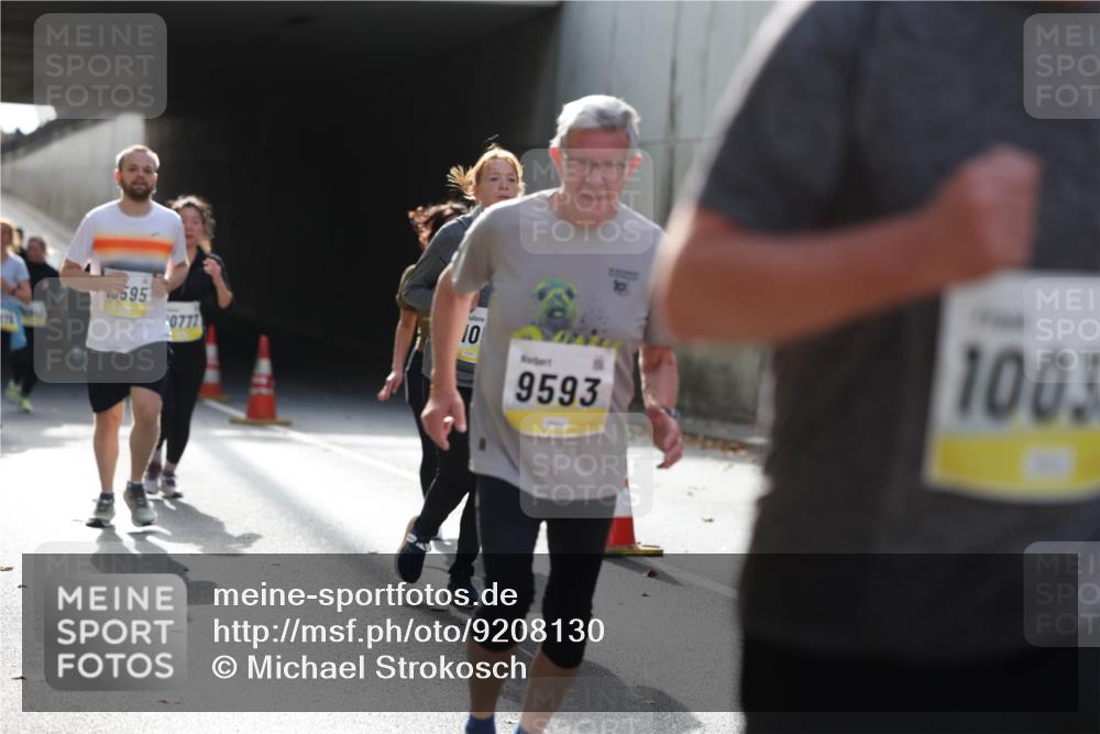 05.10.2025 - 20. swb-Marathon Bremen Michael Strokosch http://msf.ph/oto/9208130 05.10.2025 10:56:38 Laufen 595, 0777, 10, 9593, 1003 meine-sportfotos.de