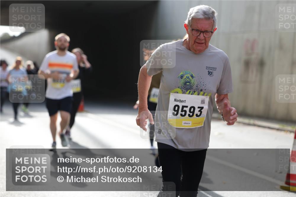 05.10.2025 - 20. swb-Marathon Bremen Michael Strokosch http://msf.ph/oto/9208134 05.10.2025 10:56:38 Laufen 9593 meine-sportfotos.de