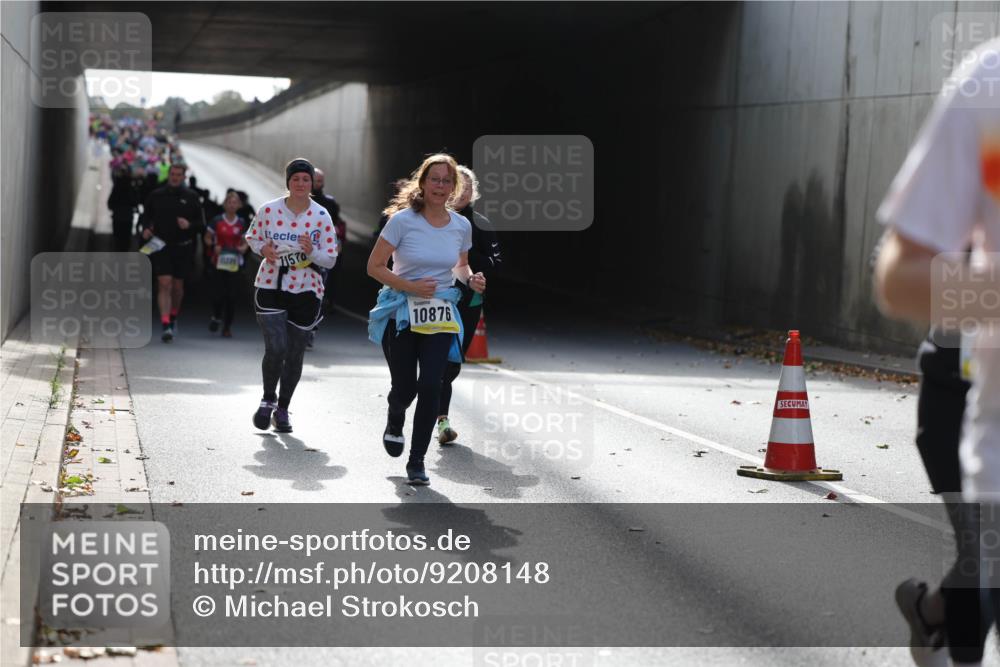05.10.2025 - 20. swb-Marathon Bremen Michael Strokosch http://msf.ph/oto/9208148 05.10.2025 10:56:41 Laufen 71576, 10876 meine-sportfotos.de