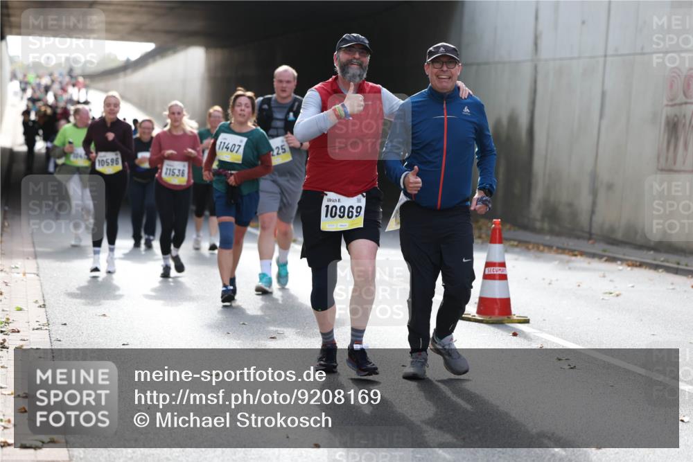 05.10.2025 - 20. swb-Marathon Bremen Michael Strokosch http://msf.ph/oto/9208169 05.10.2025 11:03:37 Laufen 10596, 11536, 11407, 225, 10969 meine-sportfotos.de