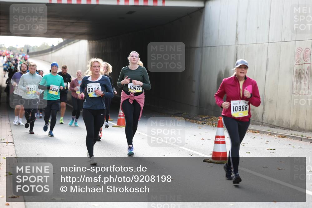 05.10.2025 - 20. swb-Marathon Bremen Michael Strokosch http://msf.ph/oto/9208198 05.10.2025 10:56:52 Laufen 331, 360, 9269, 10471, 10996, 160 meine-sportfotos.de