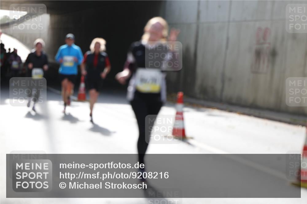 05.10.2025 - 20. swb-Marathon Bremen Michael Strokosch http://msf.ph/oto/9208216 05.10.2025 11:03:46 Laufen  meine-sportfotos.de