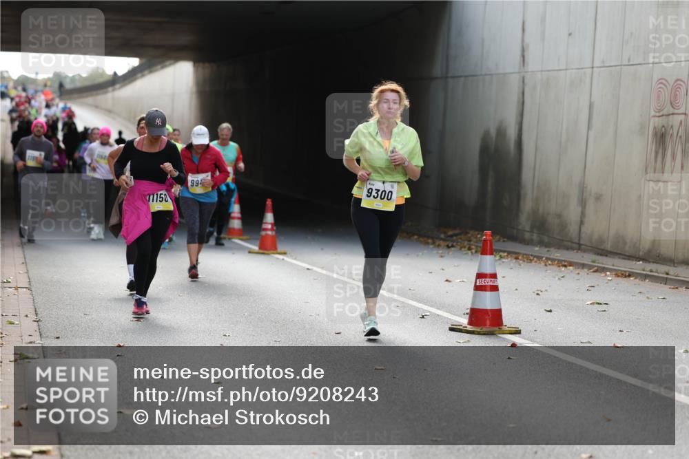 05.10.2025 - 20. swb-Marathon Bremen Michael Strokosch http://msf.ph/oto/9208243 05.10.2025 10:57:04 Laufen 119, 11150, 994, 9300, 00 meine-sportfotos.de