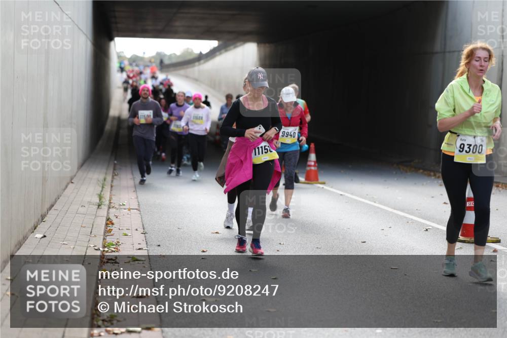 05.10.2025 - 20. swb-Marathon Bremen Michael Strokosch http://msf.ph/oto/9208247 05.10.2025 10:57:05 Laufen 1150, 1115, 9940, 9300 meine-sportfotos.de
