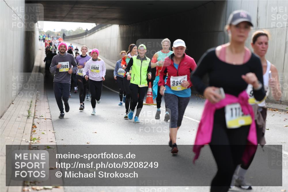05.10.2025 - 20. swb-Marathon Bremen Michael Strokosch http://msf.ph/oto/9208249 05.10.2025 10:57:07 Laufen 1509, 1116, 11508, 11024, 994 meine-sportfotos.de