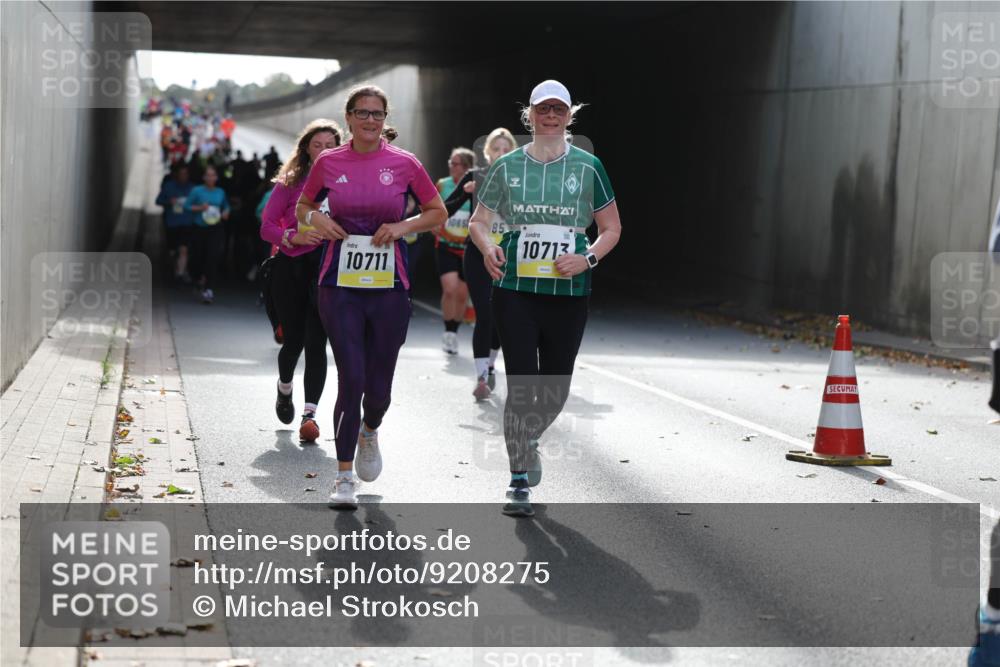 05.10.2025 - 20. swb-Marathon Bremen Michael Strokosch http://msf.ph/oto/9208275 05.10.2025 10:57:13 Laufen 10711, 065, 85, 10713 meine-sportfotos.de